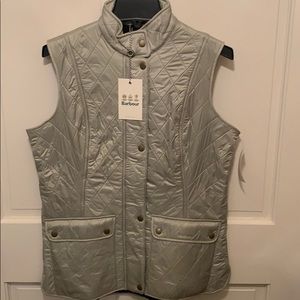 Barbour vest, NWT.